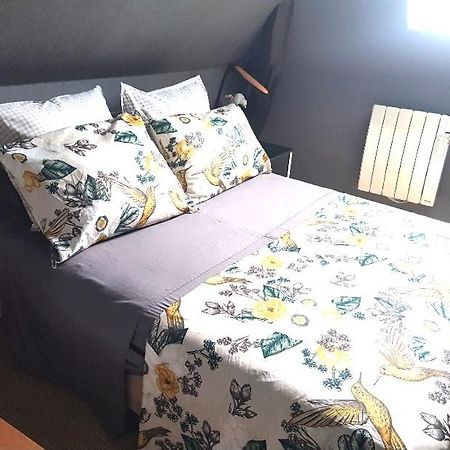 Beau Logement En Centre Ville Beaugency Kültér fotó